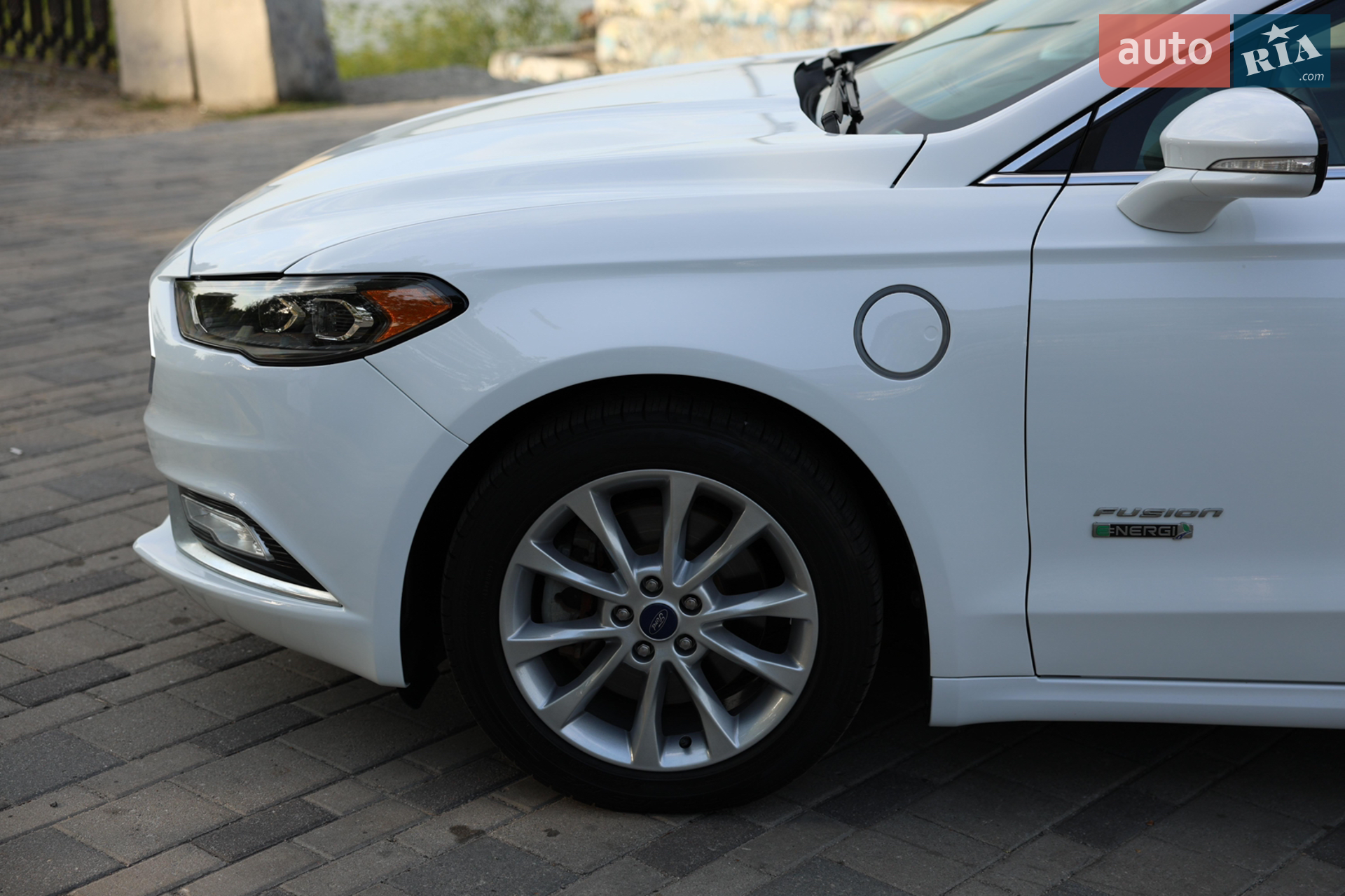 2016 Ford Fusion - мініатюра 11