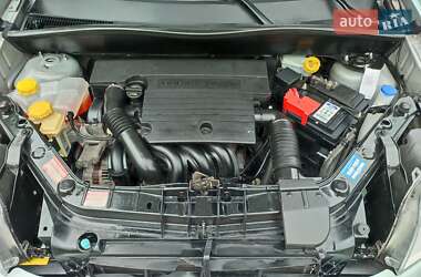 Хетчбек Ford Fusion 2003 в 
