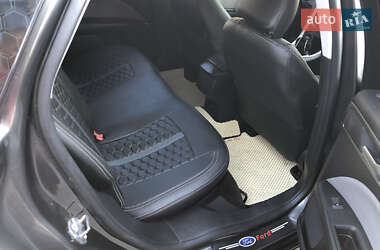 Седан Ford Fusion 2016 в 