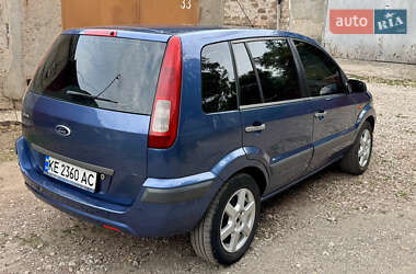 Хэтчбек Ford Fusion 2006 в 