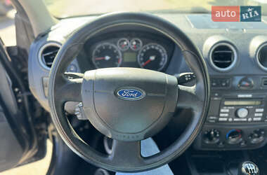 Хетчбек Ford Fusion 2009 в 