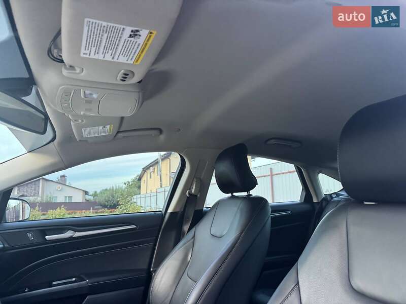 Седан Ford Fusion 2019 в Києві