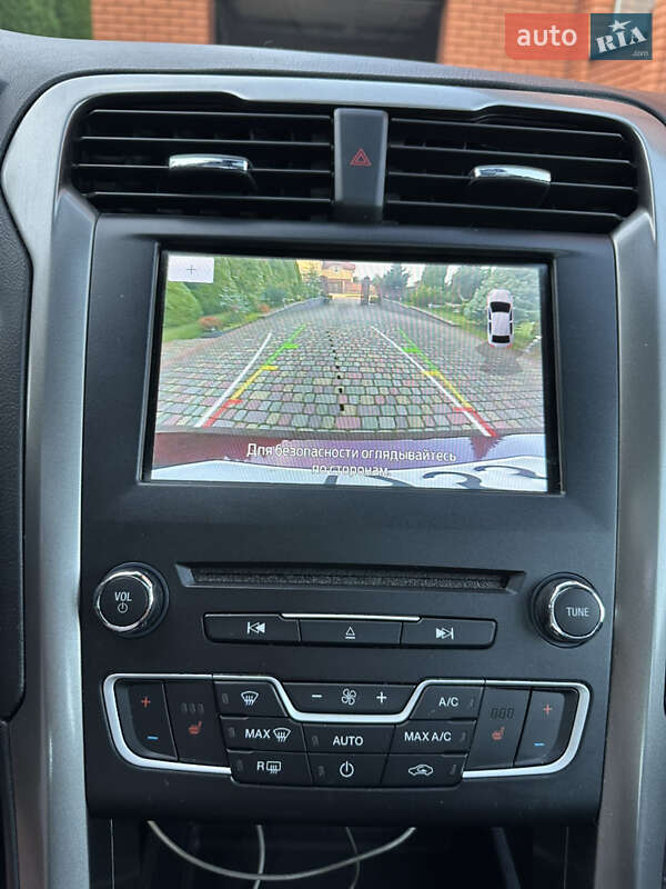 Седан Ford Fusion 2016 в Рівному