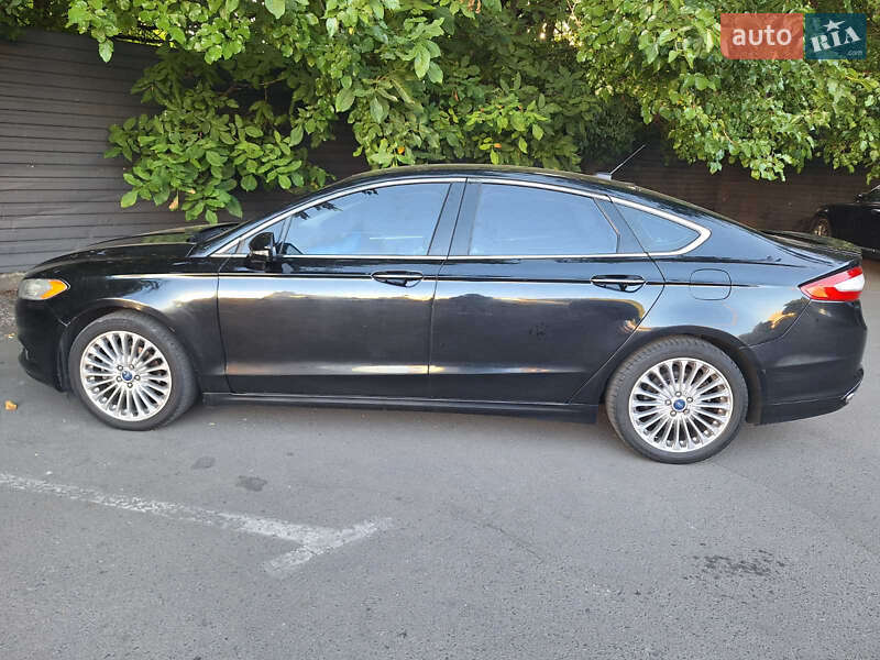 Седан Ford Fusion 2015 в Одессе