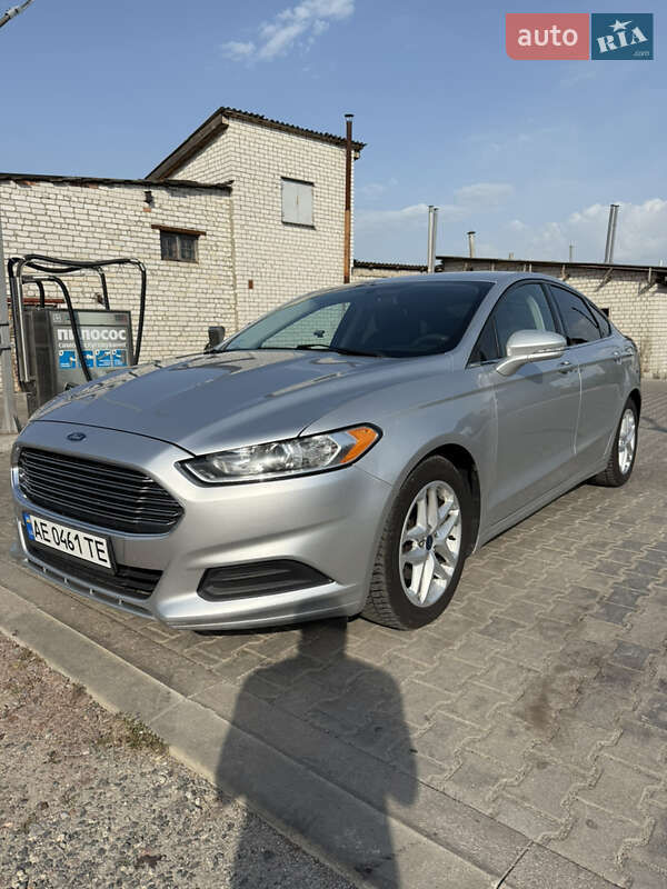 Ford Fusion 2015