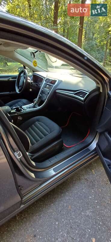 Седан Ford Fusion 2014 в Боярці