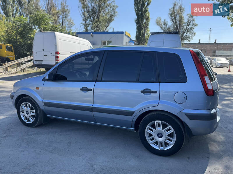 Хэтчбек Ford Fusion 2007 в Днепре