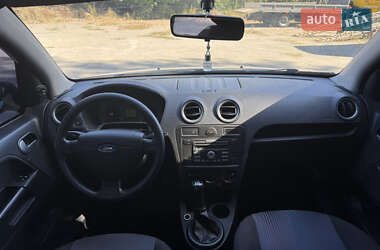 Хэтчбек Ford Fusion 2007 в 
