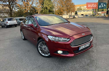 Седан Ford Fusion 2013 в 