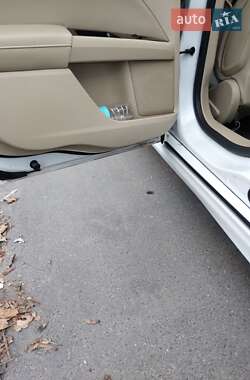 Седан Ford Fusion 2013 в 