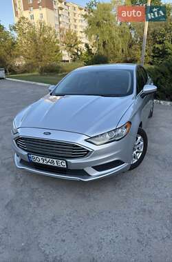 Седан Ford Fusion 2016 в 