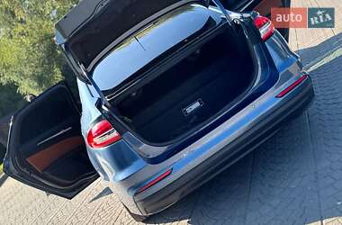 Седан Ford Fusion 2018 в 
