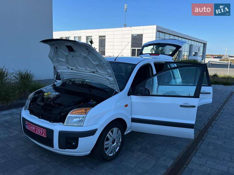 Хэтчбек Ford Fusion 2009 в Киеве фото 79 Хэтчбек Ford Fusion 2009 в Киеве