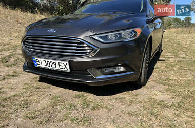 Седан Ford Fusion 2016 в 
