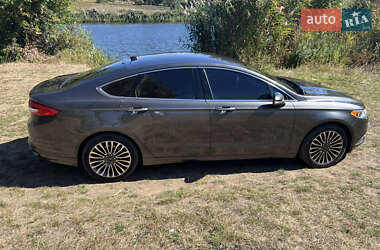 Ford Fusion 2016