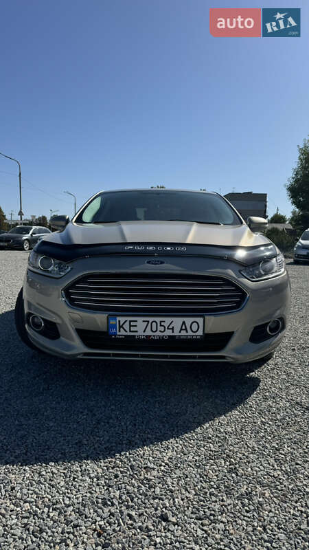 Седан Ford Fusion 2015 в Павлограде
