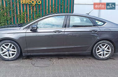Ford Fusion 2015