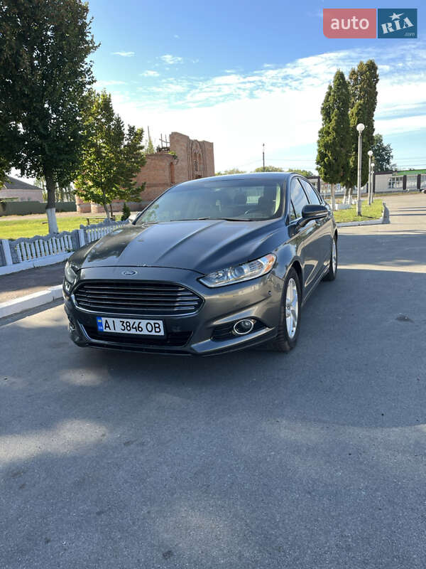 Седан Ford Fusion 2014 в Ніжині