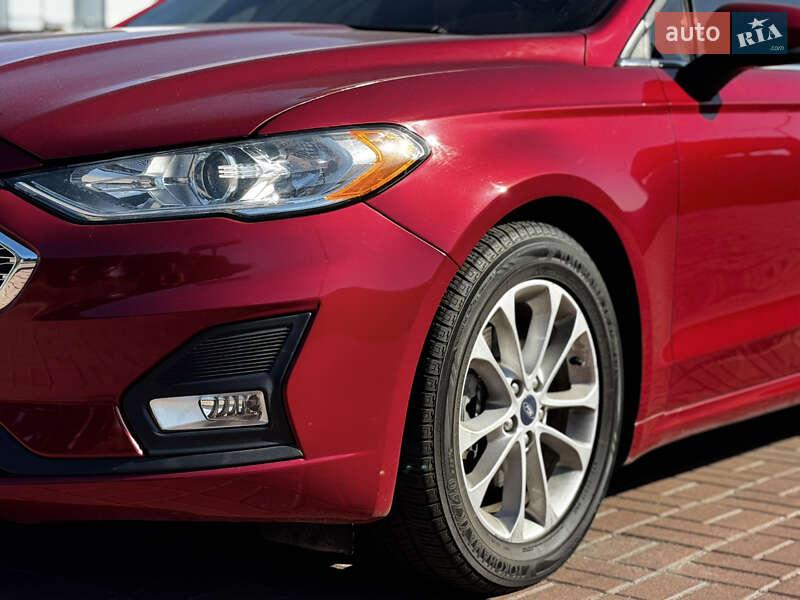 Седан Ford Fusion 2020 в Полтаві
