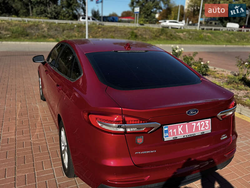 Седан Ford Fusion 2020 в Полтаві