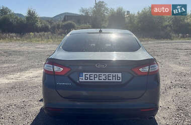 Седан Ford Fusion 2014 в 