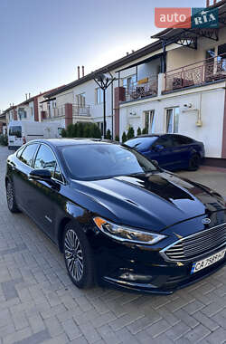 Седан Ford Fusion 2018 в 