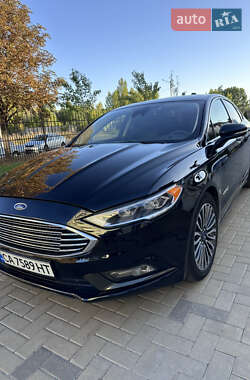 Седан Ford Fusion 2018 в 