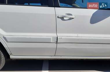Хетчбек Ford Fusion 2010 в 