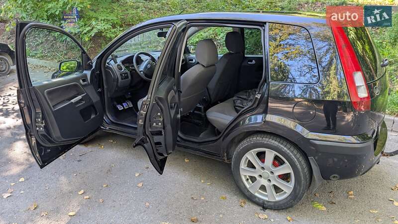 Хэтчбек Ford Fusion 2008 в Тернополе