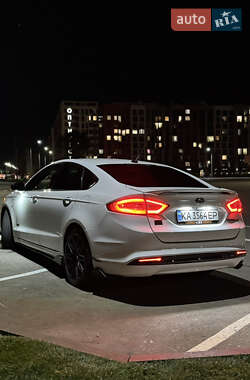 Седан Ford Fusion 2015 в 