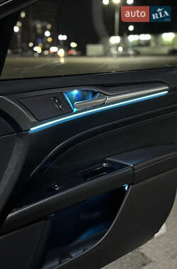 Седан Ford Fusion 2015 в 