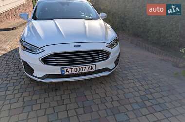 Ford Fusion 2019