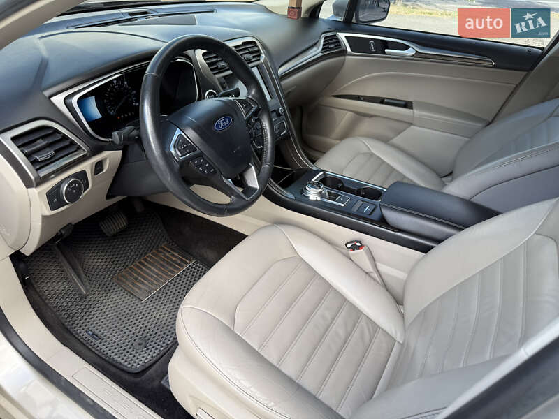 Седан Ford Fusion 2017 в Киеве фото 13 Седан Ford Fusion 2017 в Киеве