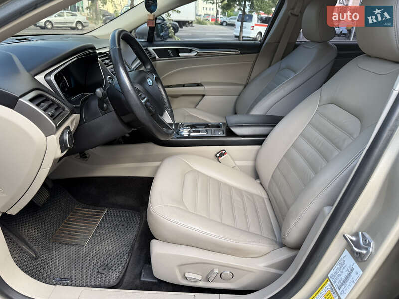 Седан Ford Fusion 2017 в Киеве фото 25 Седан Ford Fusion 2017 в Киеве