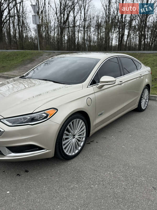Седан Ford Fusion 2017 в Киеве фото 29 Седан Ford Fusion 2017 в Киеве