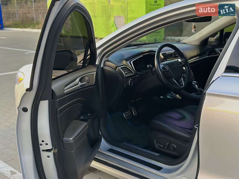 Седан Ford Fusion 2016 в Киеве
