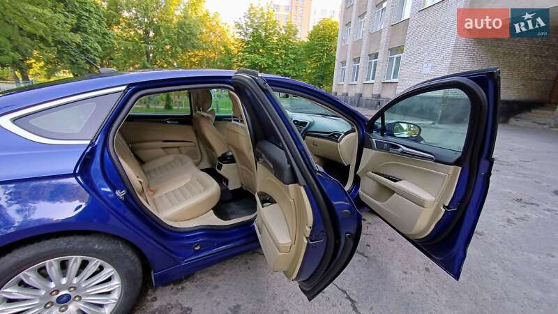 Седан Ford Fusion 2013 в Ковеле