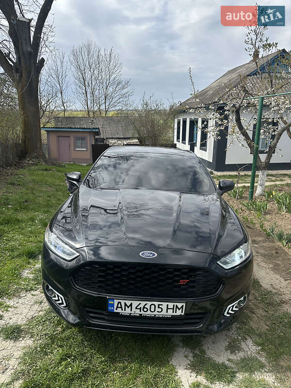 Седан Ford Fusion 2014 в Житомире