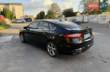 Ford Fusion 2015