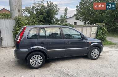 Хэтчбек Ford Fusion 2008 в 