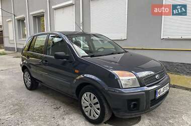 Хэтчбек Ford Fusion 2008 в 