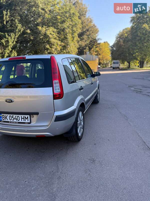 Хетчбек Ford Fusion 2009 в Рівному
