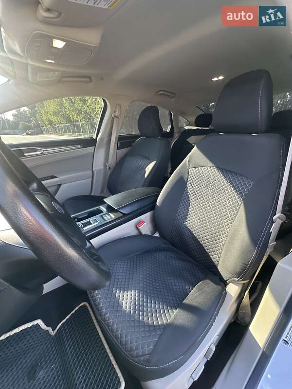 Седан Ford Fusion 2019 в Белогородке