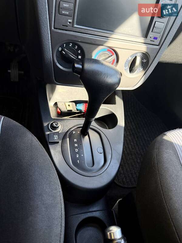 Хетчбек Ford Fusion 2009 в Рівному