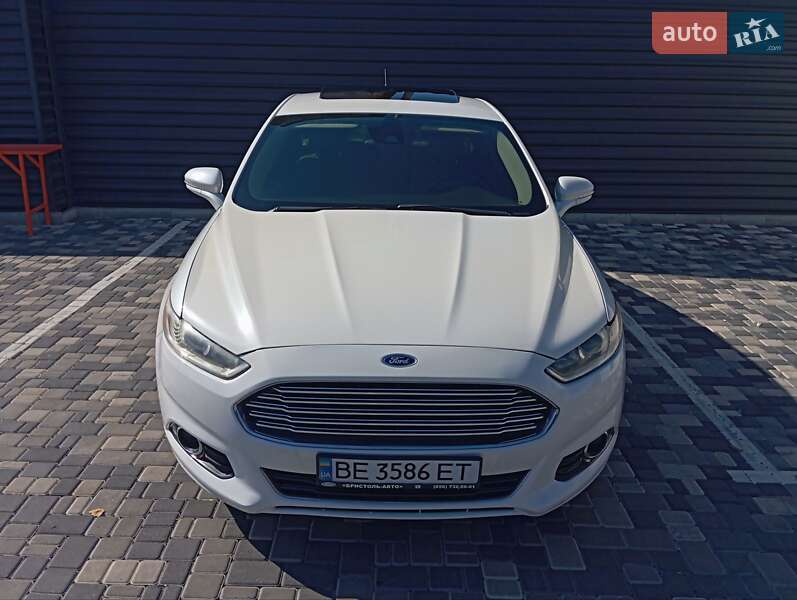 Седан Ford Fusion 2015 в Миколаєві