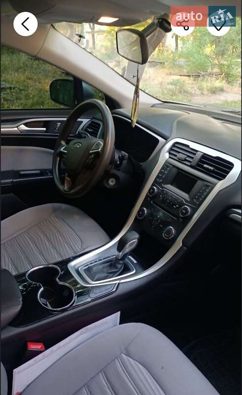 Седан Ford Fusion 2016 в Кривом Роге