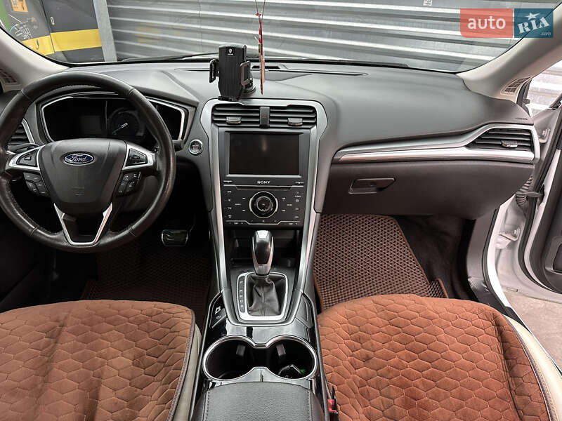 Седан Ford Fusion 2014 в Днепре