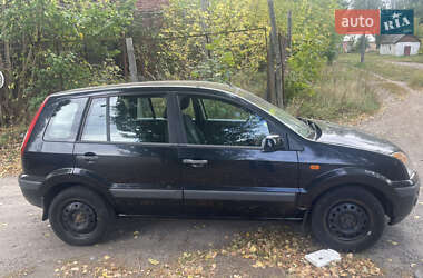 Хэтчбек Ford Fusion 2008 в 