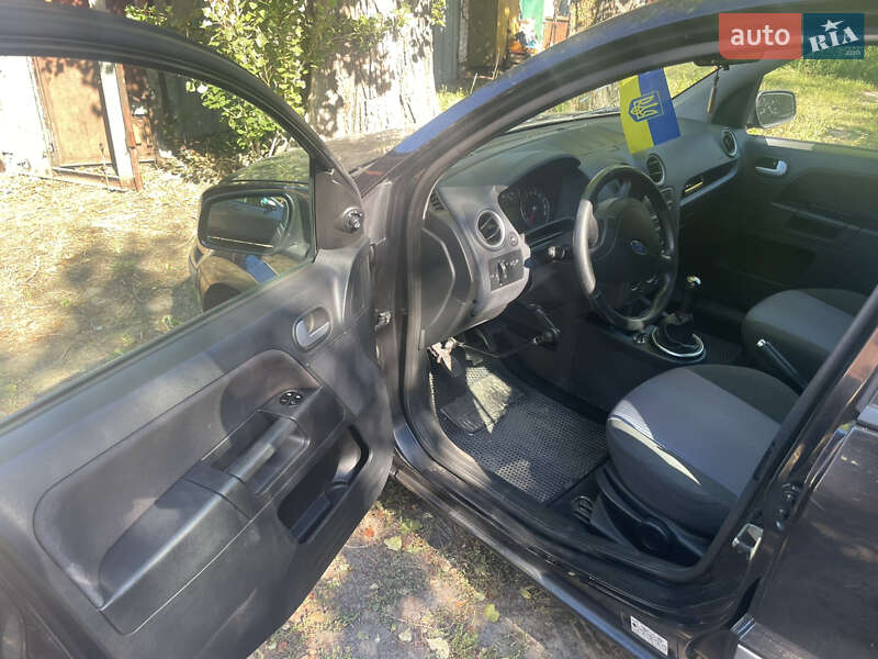 Хэтчбек Ford Fusion 2008 в Чернигове