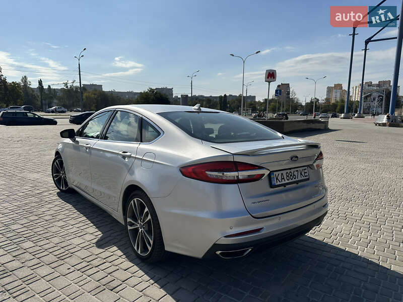 Седан Ford Fusion 2018 в Харькове